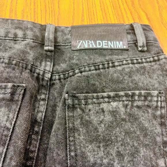 Zara Women's Gray Boyfriend Jeans, 3 for the price of one. - Picture 4 of 16